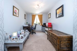 Sitting Room- click for photo gallery